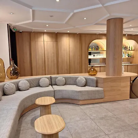 Mercure Paris Arc De Triomphe Wagram-2